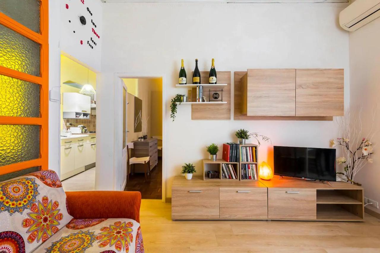 Elly'S House Apartment Modena Bagian luar foto