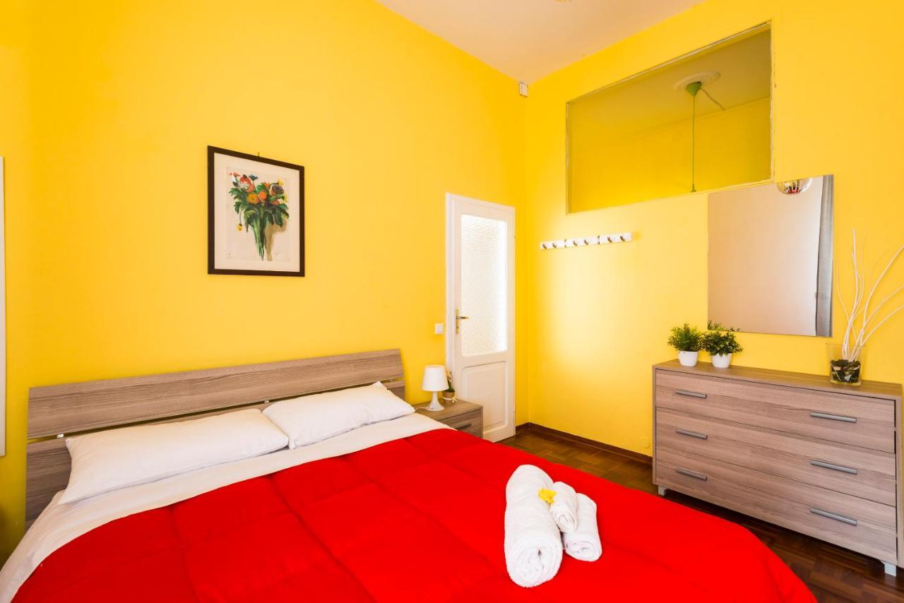 Elly'S House Apartment Modena Bagian luar foto